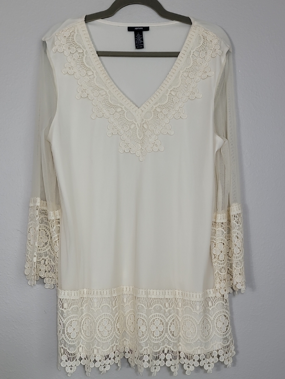 Vintage Alfani Sheer Lace Trim Tunic Top Size L Ivory Cream Romantic Boho